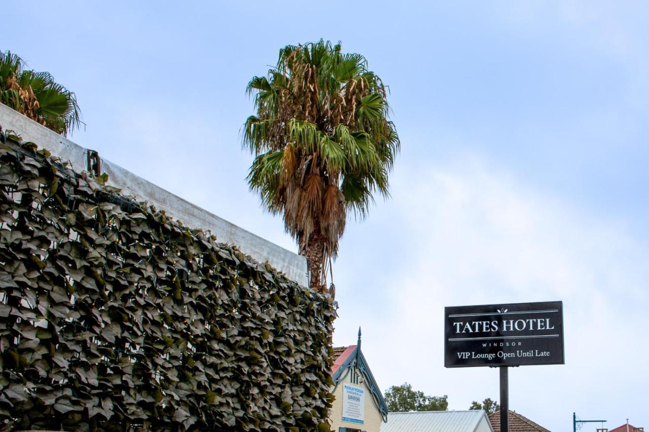 Tates Hotel Виндзор Экстерьер фото